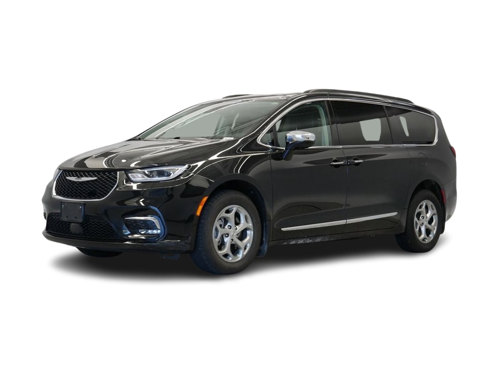 Certified 2023 Chrysler Pacifica Limited with VIN 2C4RC3GG0PR557056 for sale in Maplewood, Minnesota