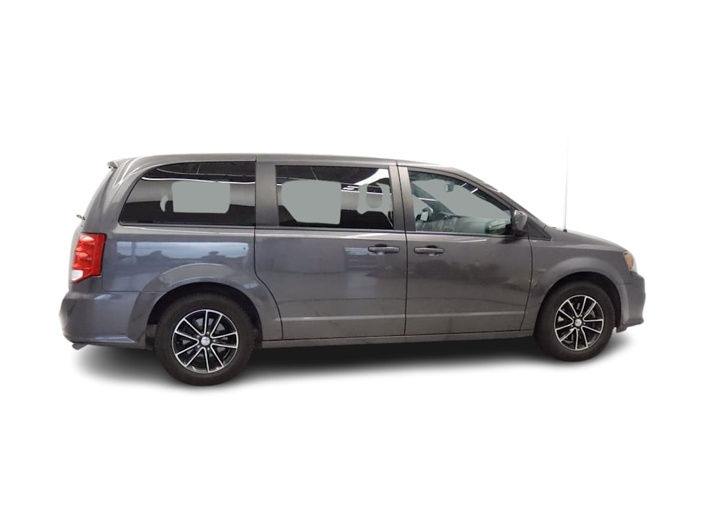 Thumbnail: 2018 Dodge Grand Caravan - 18