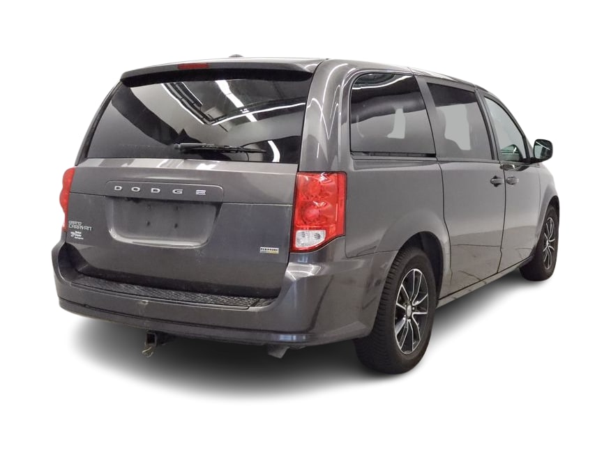 Thumbnail: 2018 Dodge Grand Caravan - 17