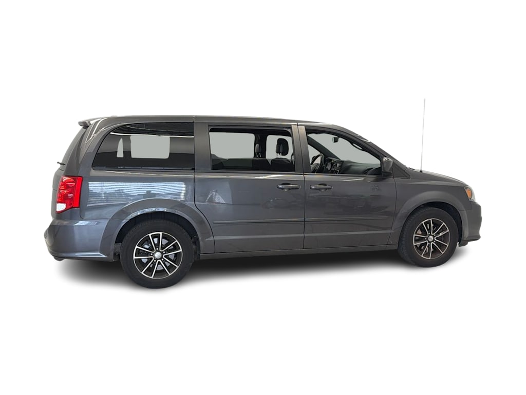 Thumbnail: 2015 Dodge Grand Caravan - 16