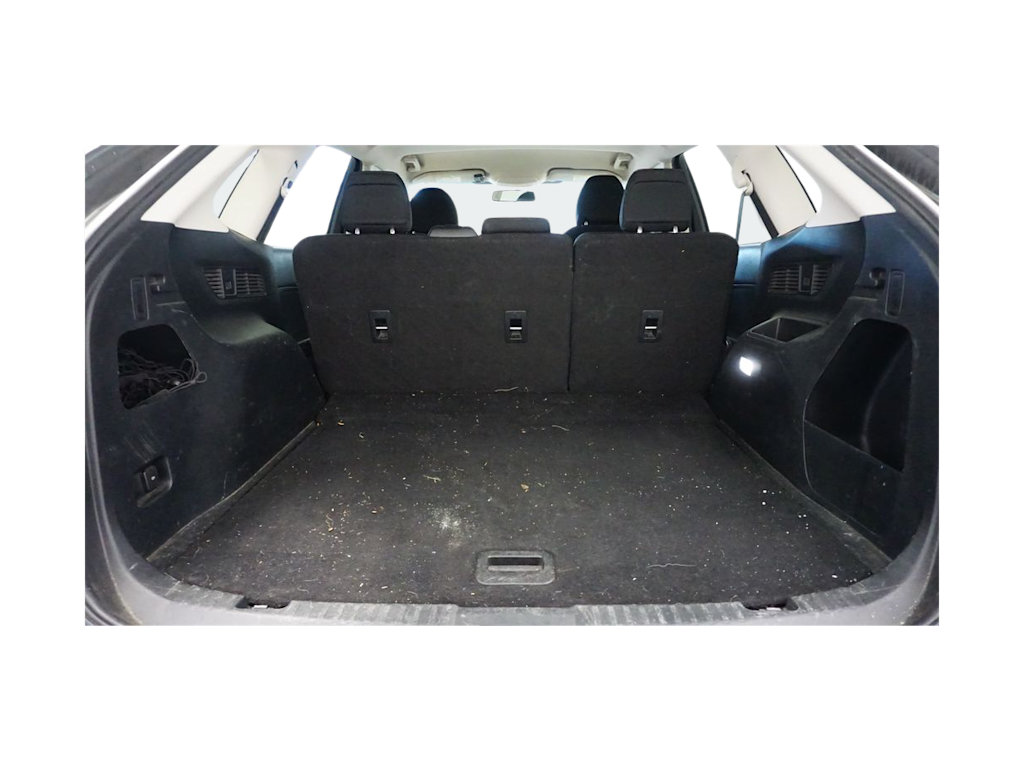 Thumbnail: 2018 Ford Edge - 17