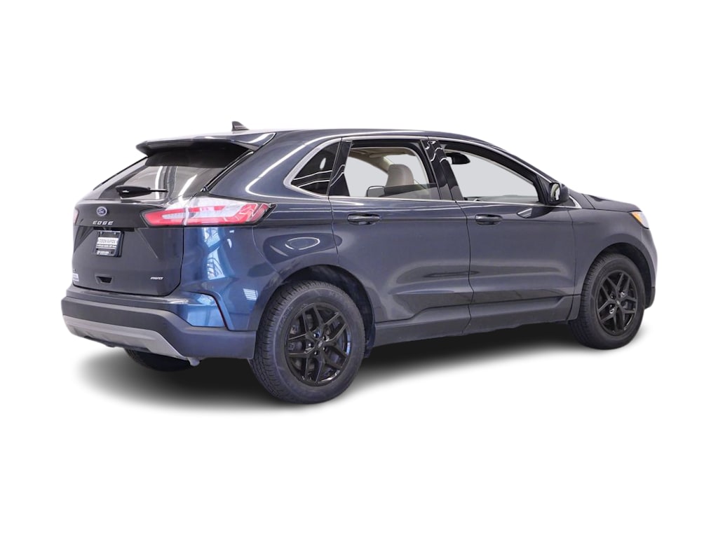 Thumbnail: 2023 Ford Edge - 16