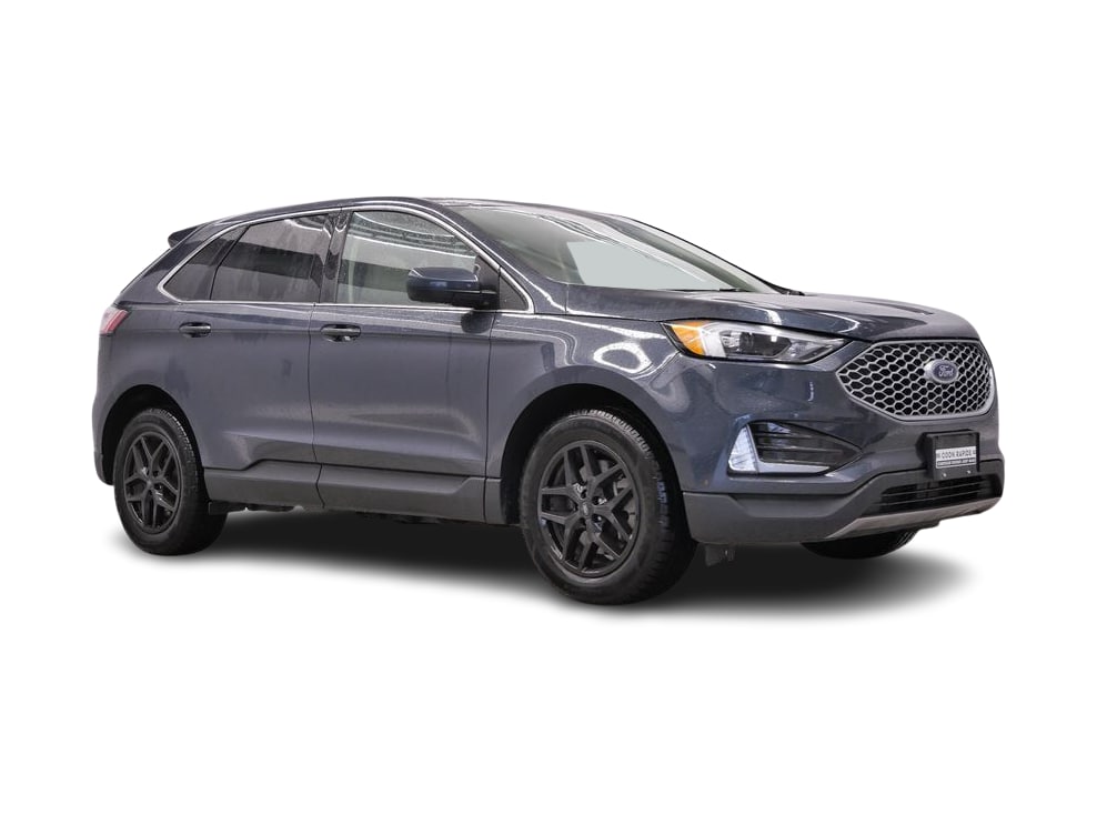 Thumbnail: 2023 Ford Edge - 17