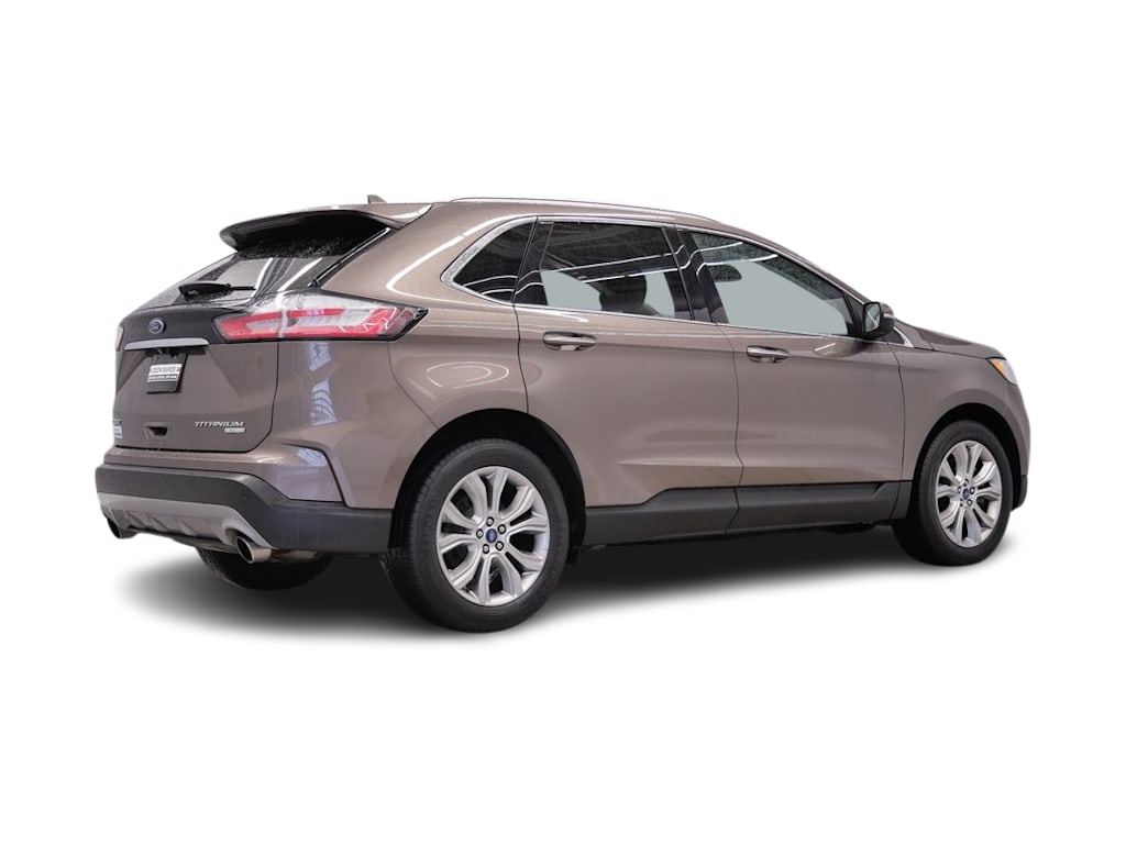 Thumbnail: 2019 Ford Edge - 16