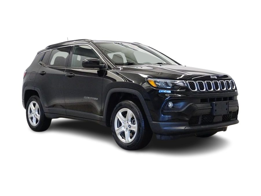 Thumbnail: 2023 Jeep Compass - 18