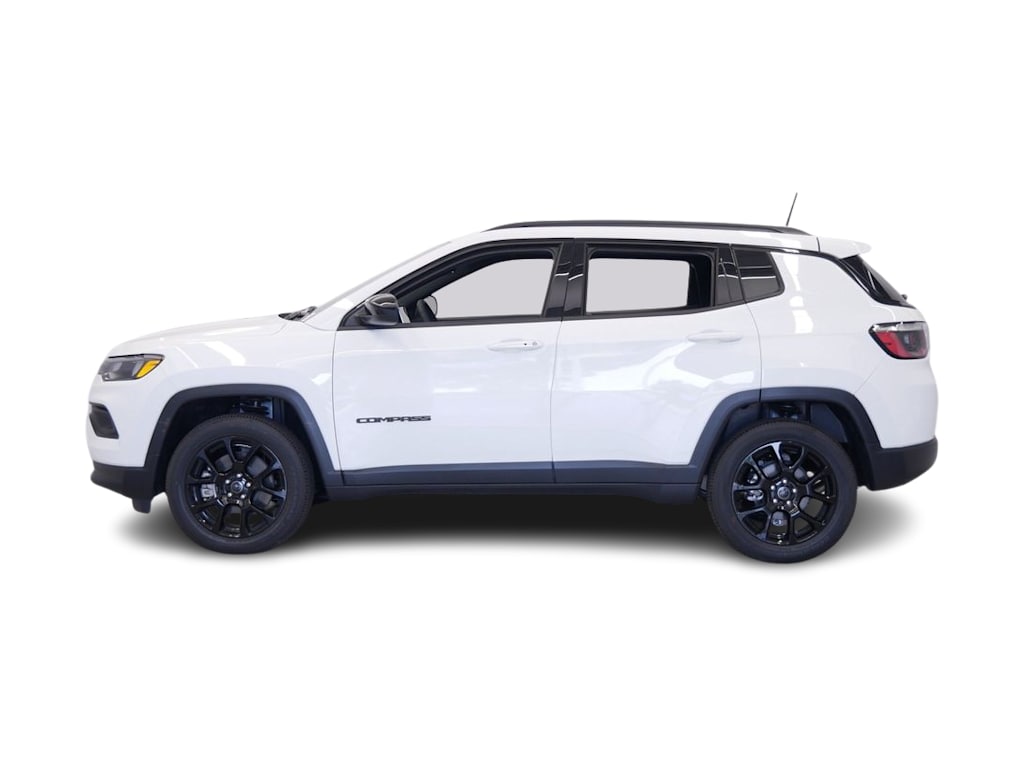 Thumbnail: 2026 Jeep Compass - 3