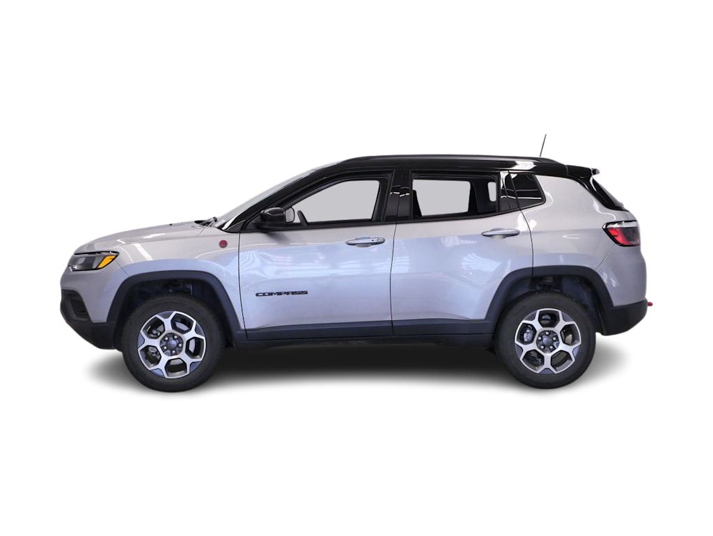Thumbnail: 2022 Jeep Compass - 3