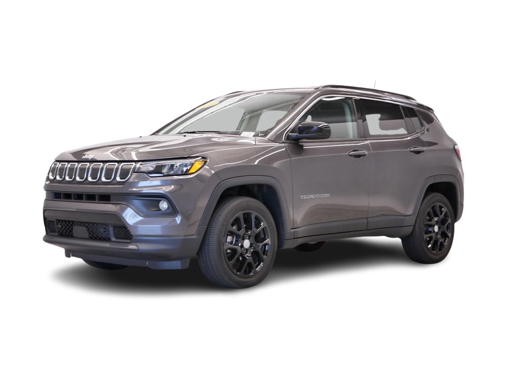 Certified 2022 Jeep Compass Latitude Lux with VIN 3C4NJDFB6NT169596 for sale in Maplewood, Minnesota