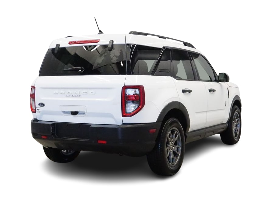 Thumbnail: 2022 Ford Bronco Sport - 16