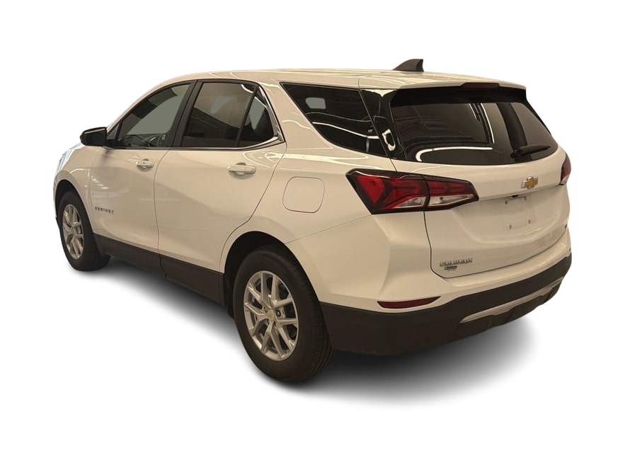 Thumbnail: 2023 Chevrolet Equinox - 3