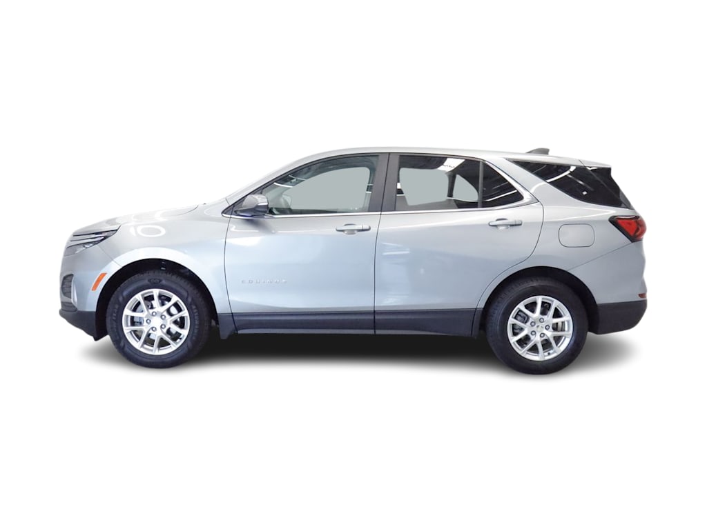 Thumbnail: 2024 Chevrolet Equinox - 3
