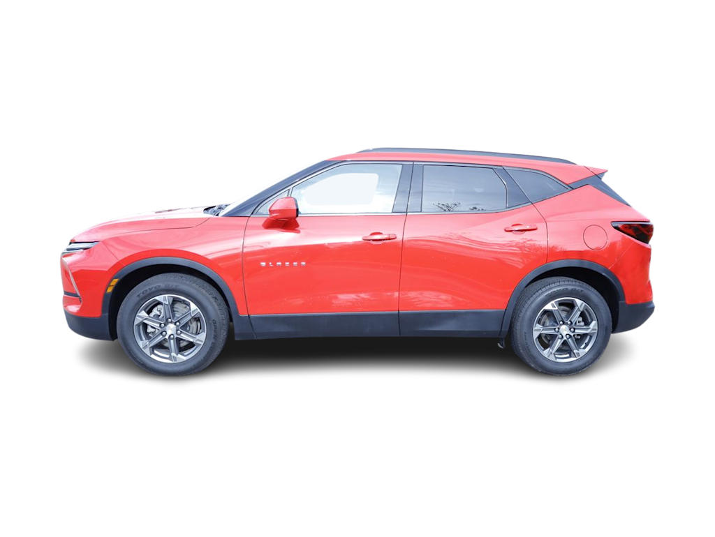 Thumbnail: 2023 Chevrolet Blazer - 3