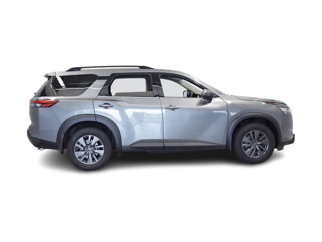 Thumbnail: 2022 Nissan Pathfinder - 18