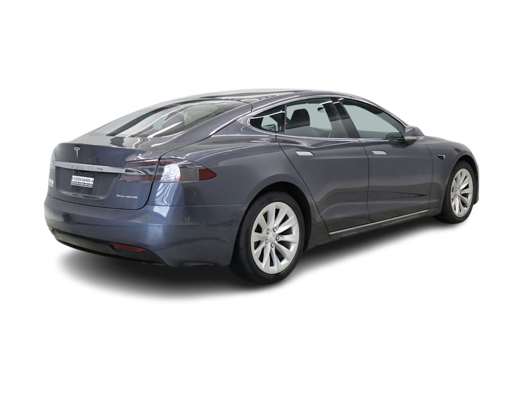 Thumbnail: 2020 Tesla Model S - 10