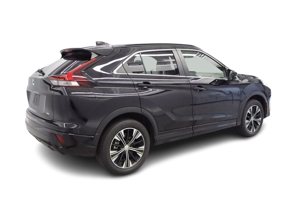 Thumbnail: 2022 Mitsubishi Eclipse Cross - 21