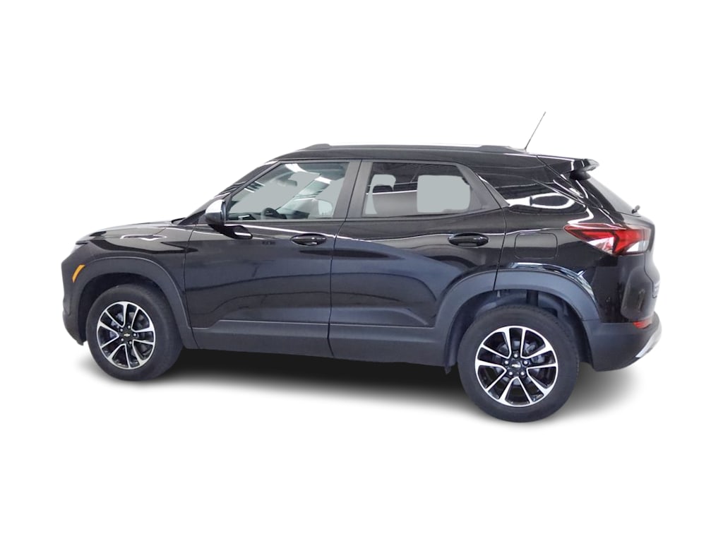 Thumbnail: 2024 Chevrolet TrailBlazer - 3