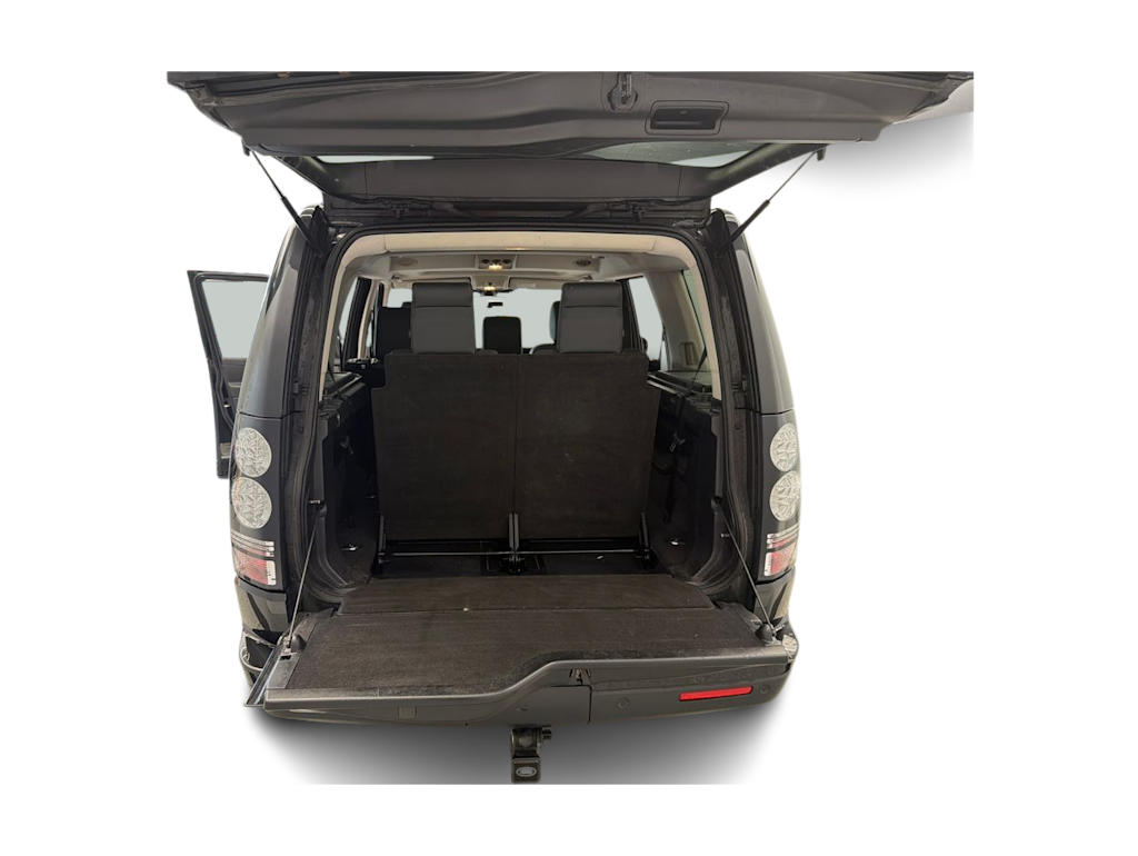 Thumbnail: 2015 Land Rover LR4 - 13