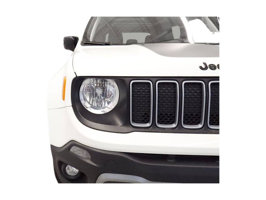 Thumbnail: 2023 Jeep Renegade - 21