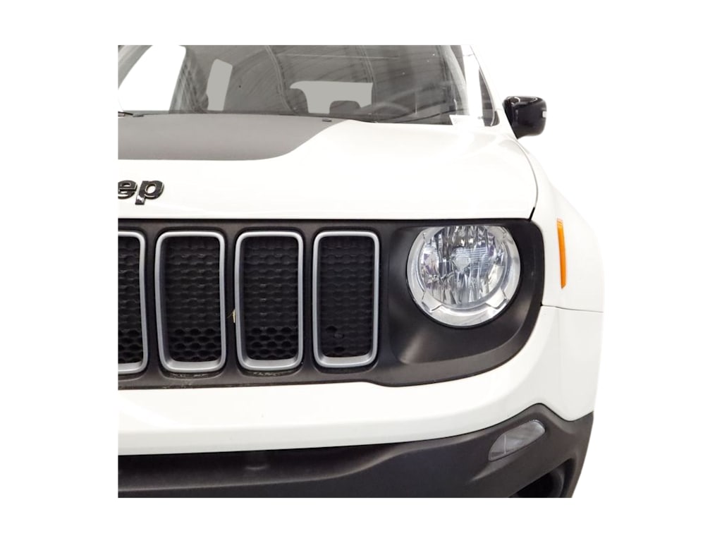 Thumbnail: 2023 Jeep Renegade - 22