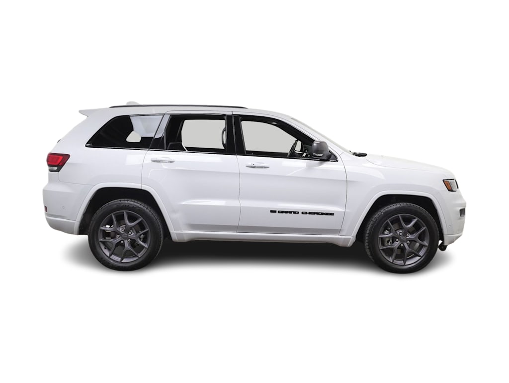 Thumbnail: 2021 Jeep Grand Cherokee - 14