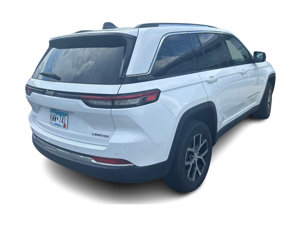Thumbnail: 2023 Jeep Grand Cherokee - 9