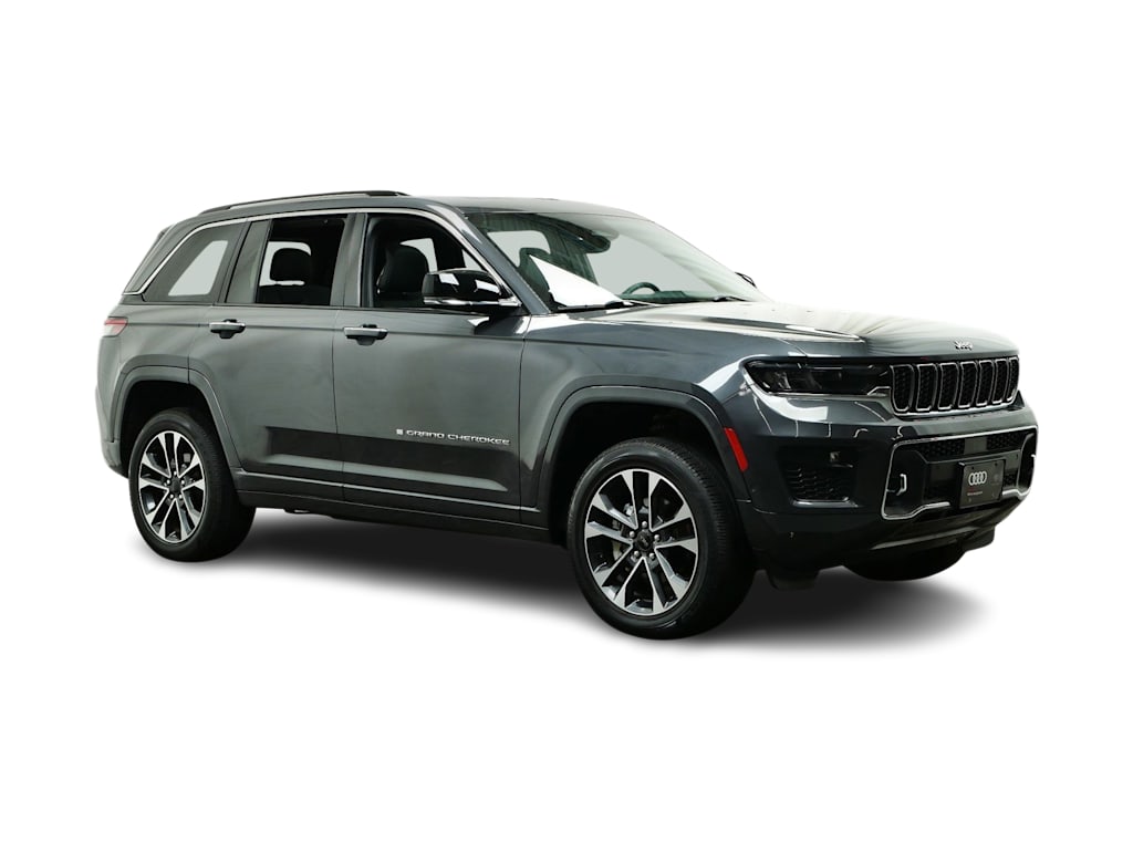 Thumbnail: 2022 Jeep Grand Cherokee - 15