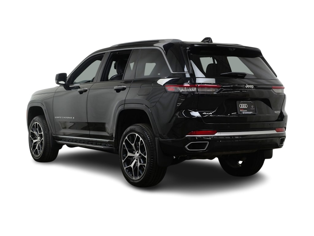 Thumbnail: 2022 Jeep Grand Cherokee - 4
