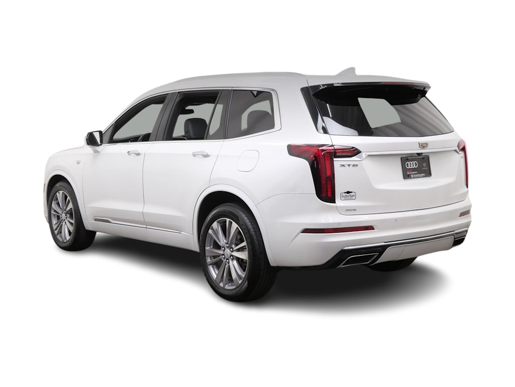 Thumbnail: 2023 Cadillac XT6 - 4