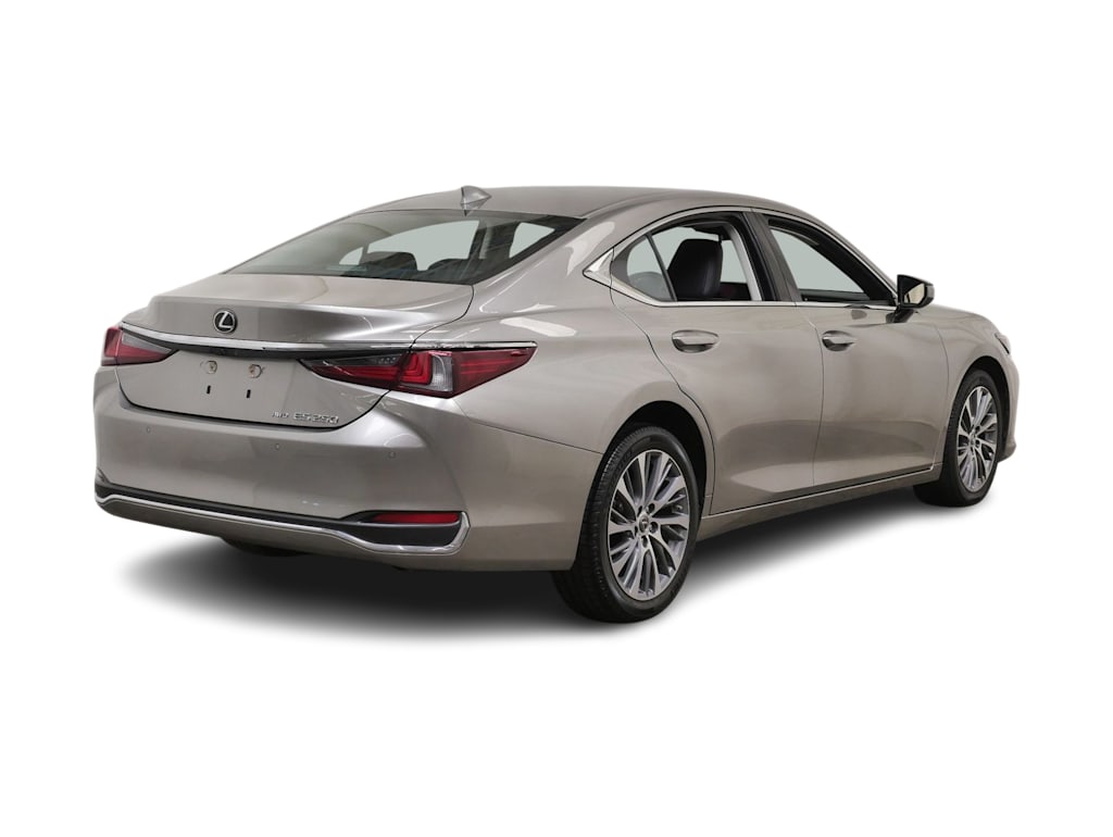 Thumbnail: 2021 Lexus ES - 12