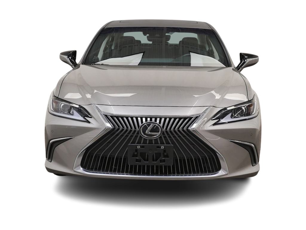 Thumbnail: 2021 Lexus ES - 6