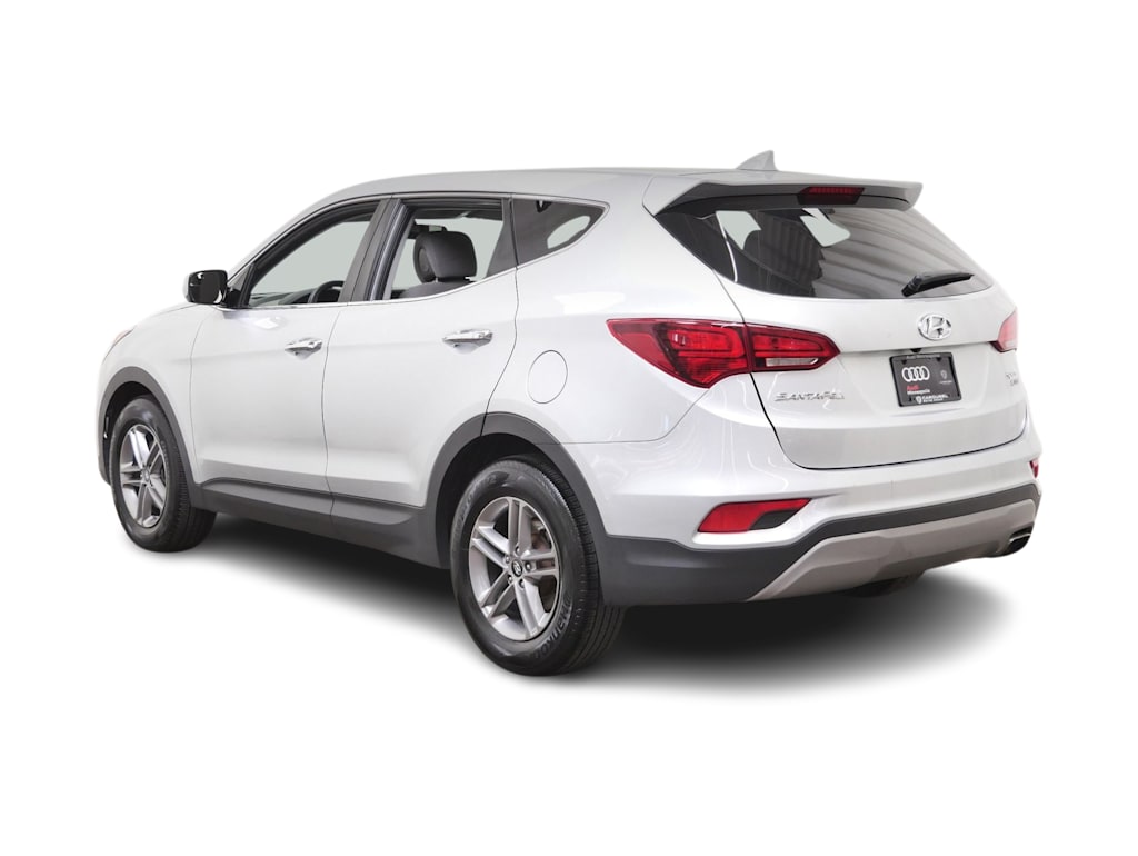 Thumbnail: 2017 Hyundai Santa Fe - 4