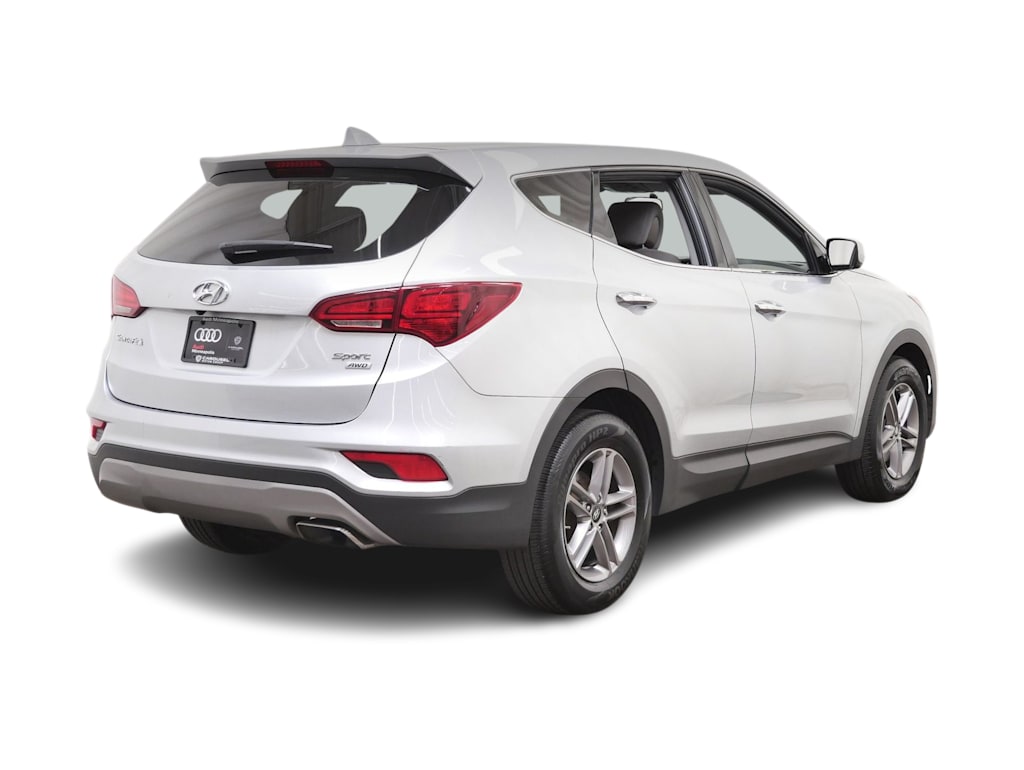Thumbnail: 2017 Hyundai Santa Fe - 12