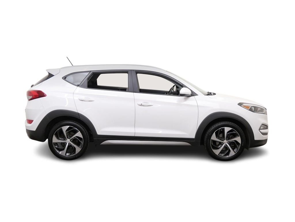 Thumbnail: 2017 Hyundai Tucson - 12