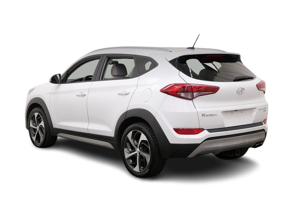 Thumbnail: 2017 Hyundai Tucson - 4