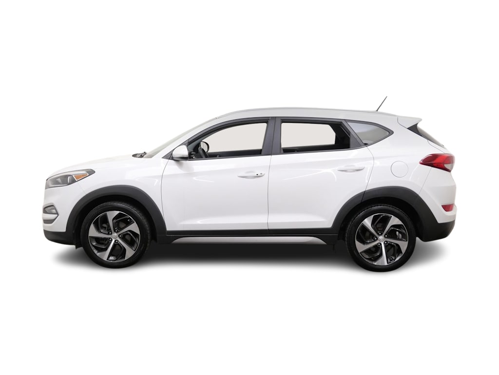 Thumbnail: 2017 Hyundai Tucson - 3
