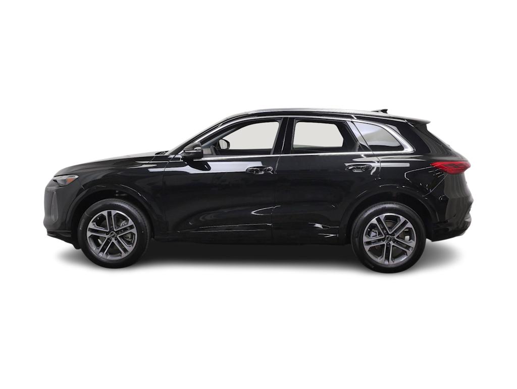 Thumbnail: 2026 Audi Q5 - 3