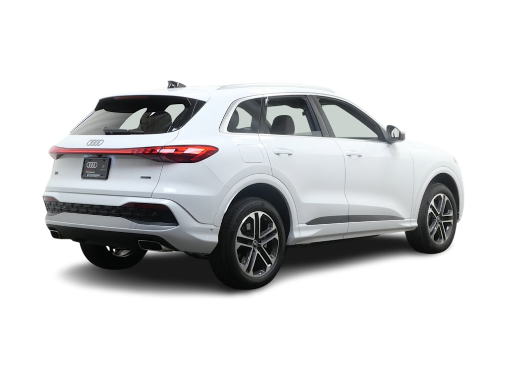 Thumbnail: 2025 Audi Q5 - 13