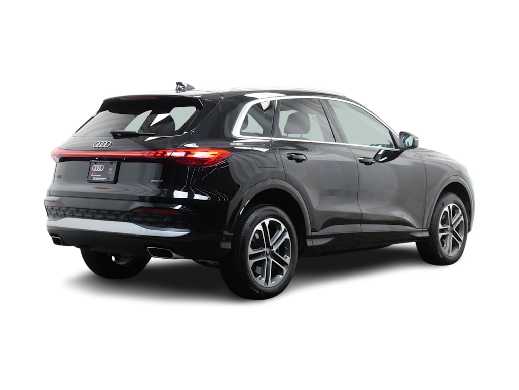 Thumbnail: 2025 Audi Q5 - 11