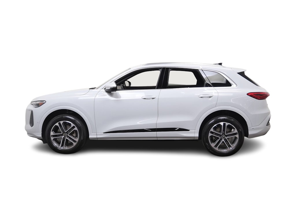 Thumbnail: 2025 Audi Q5 - 3