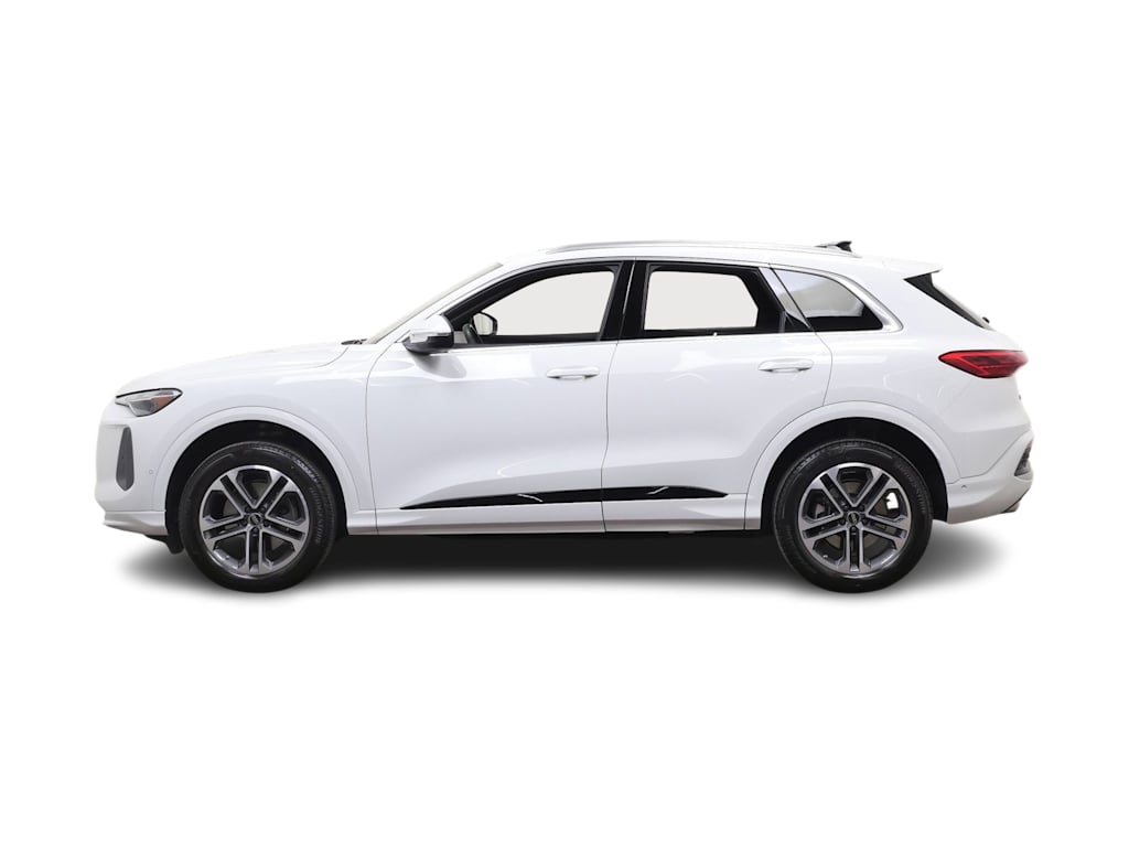 Thumbnail: 2025 Audi Q5 - 3
