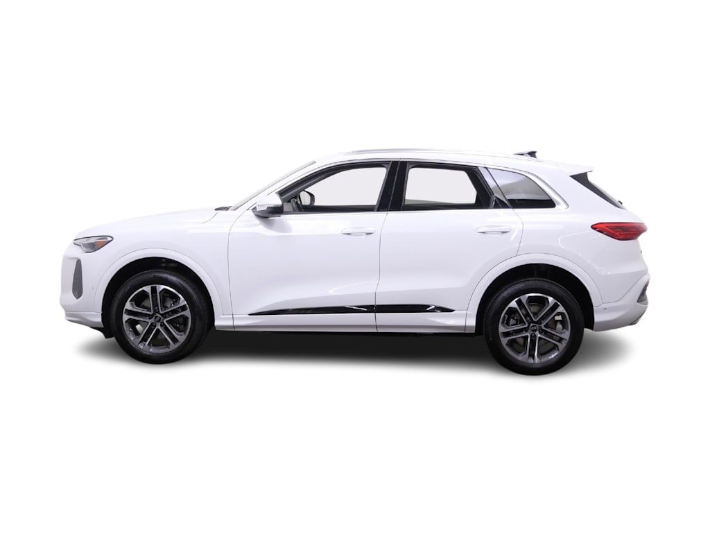 Thumbnail: 2025 Audi Q5 - 3