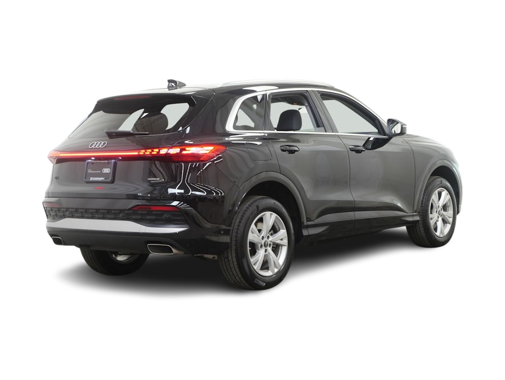Thumbnail: 2025 Audi Q5 - 12