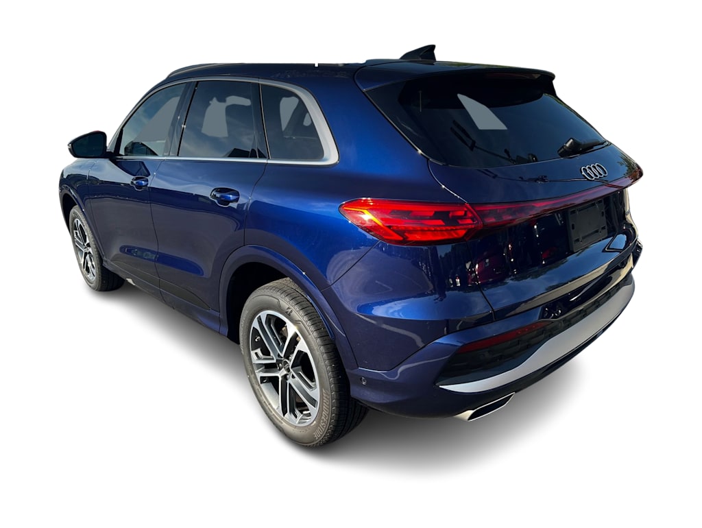 Thumbnail: 2025 Audi Q5 - 4
