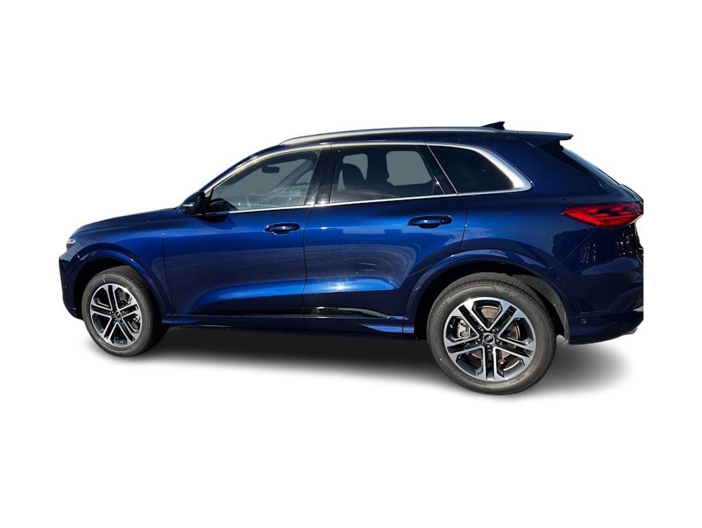 Thumbnail: 2025 Audi Q5 - 3