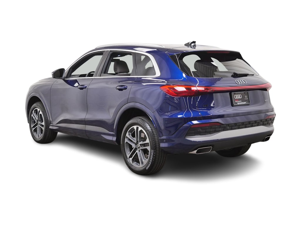 Thumbnail: 2025 Audi Q5 - 4