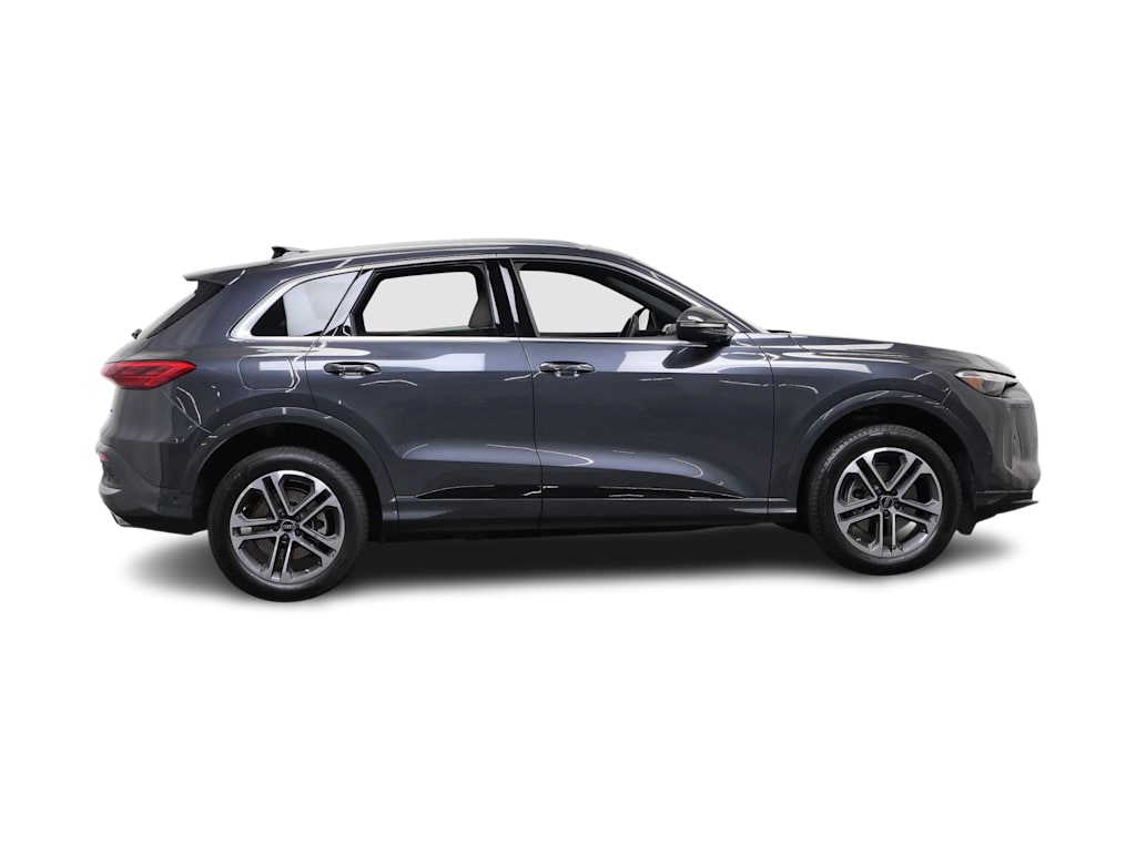 Thumbnail: 2025 Audi Q5 - 12
