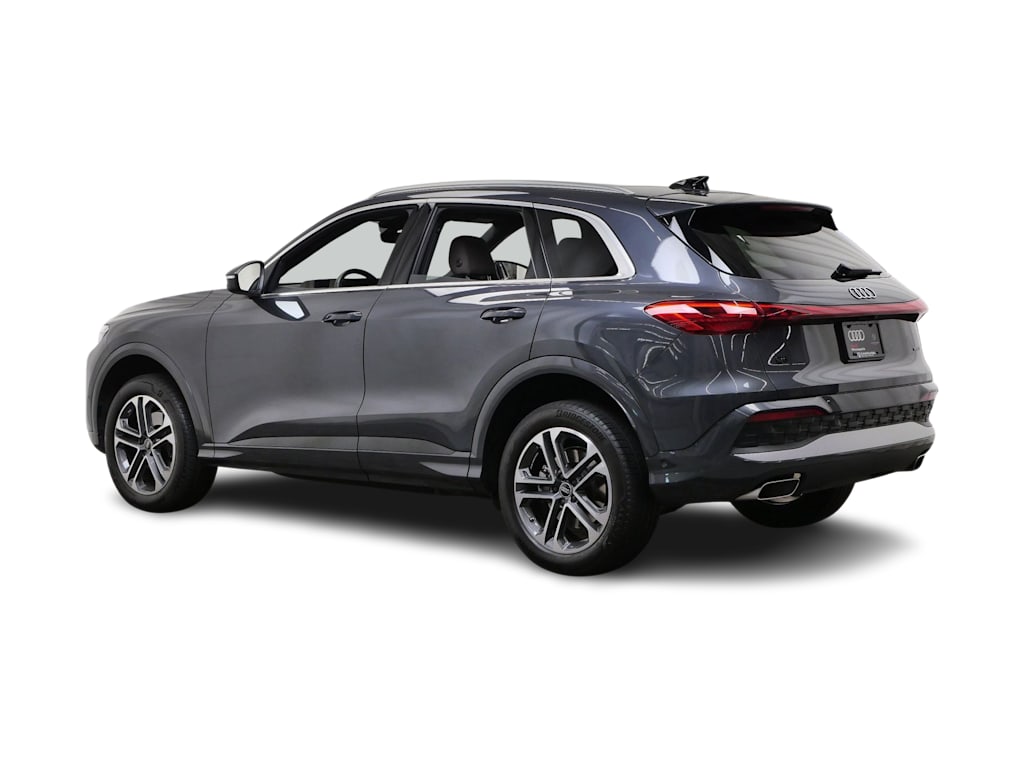 Thumbnail: 2025 Audi Q5 - 4