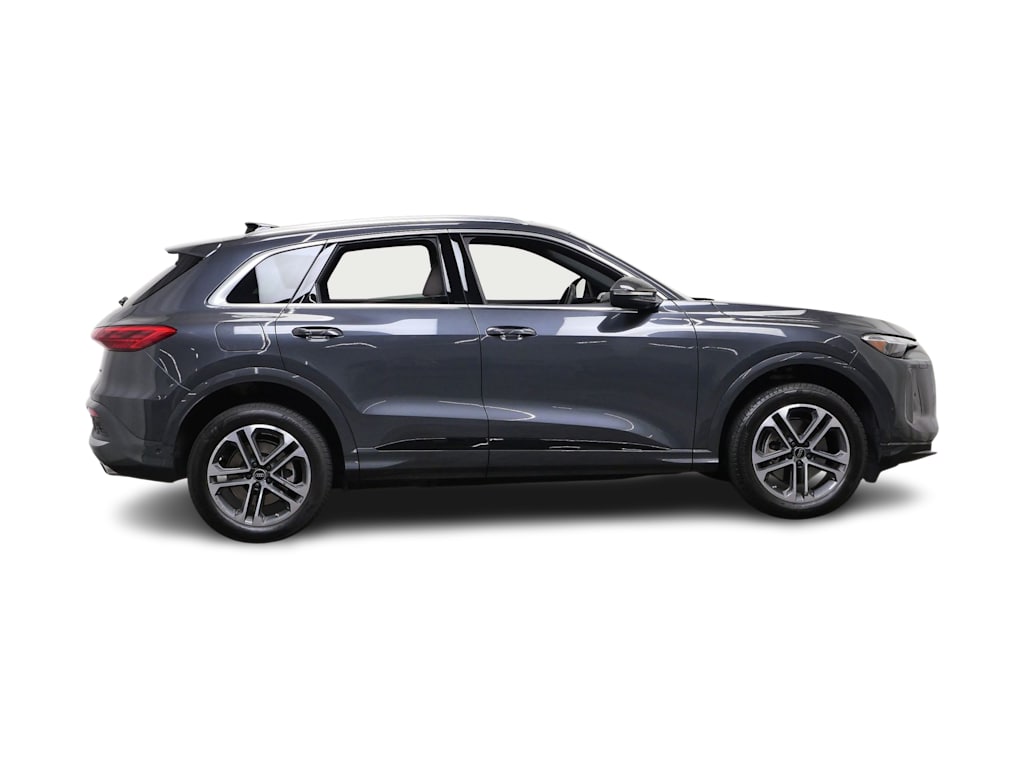 Thumbnail: 2025 Audi Q5 - 11