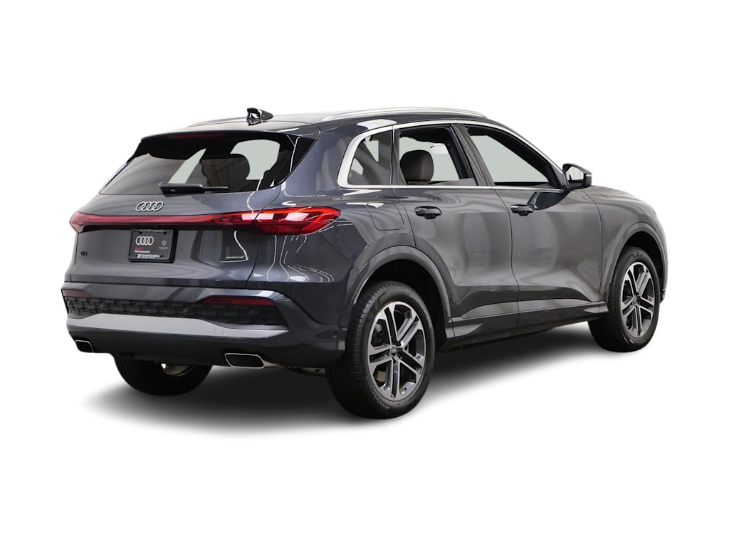 Thumbnail: 2025 Audi Q5 - 10