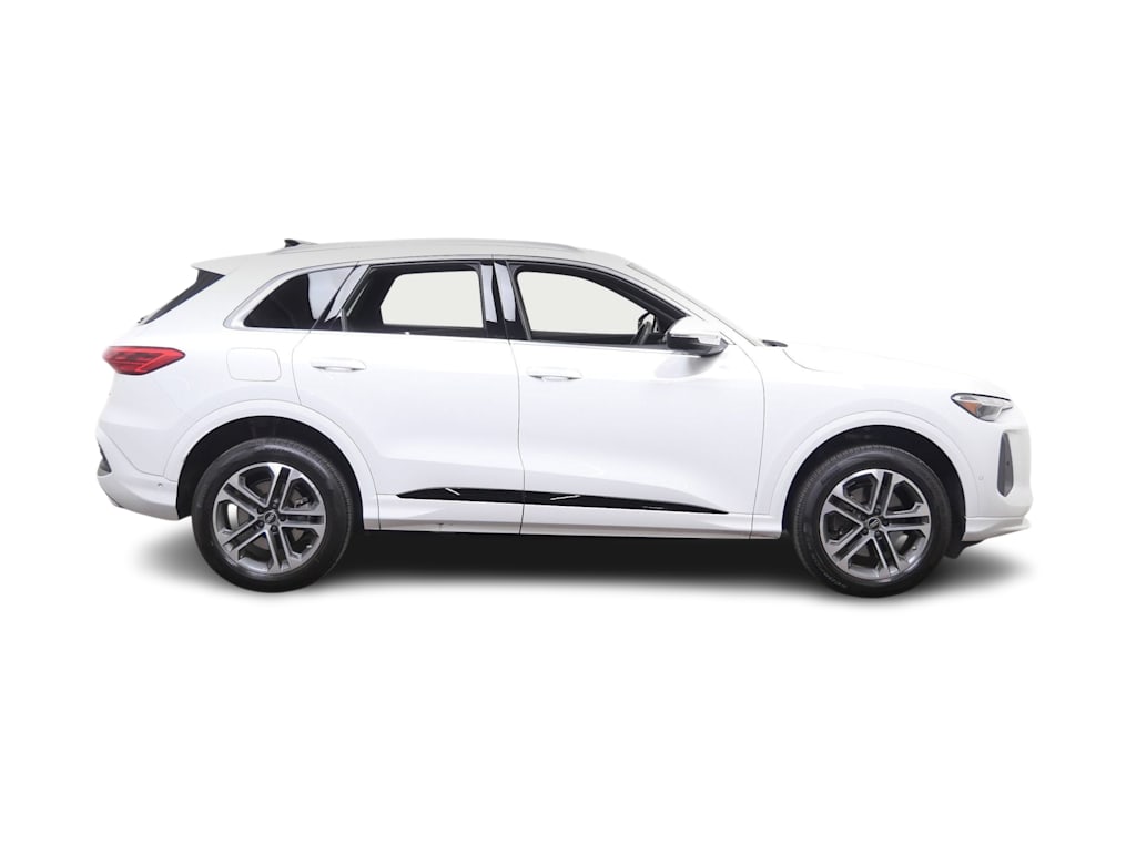 Thumbnail: 2025 Audi Q5 - 16